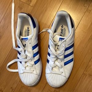 Barely worn adidas super star sneaker size 6.5 W